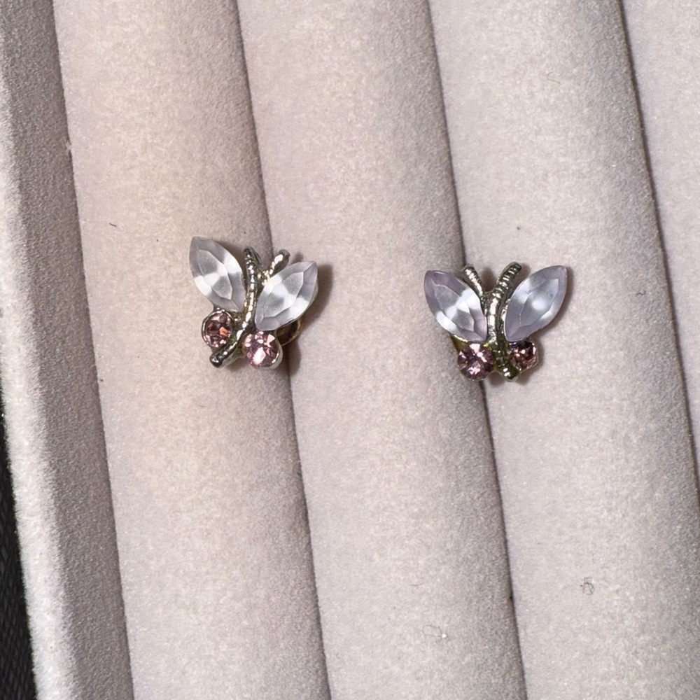 Vintage Silver Butterfly Purple Gemstone Stud Earrings - Picture 6 of 11